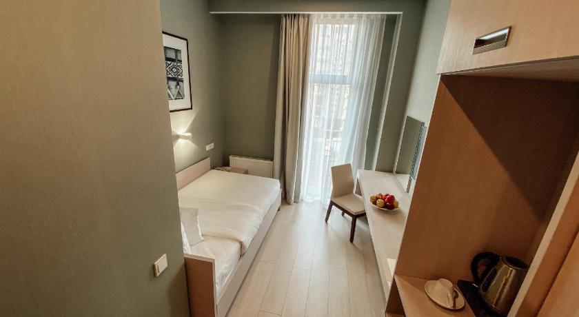 Resident City Hotel photo