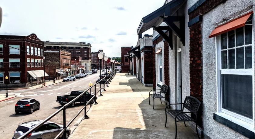 Hotel Whiting — Hotel in Pawhuska