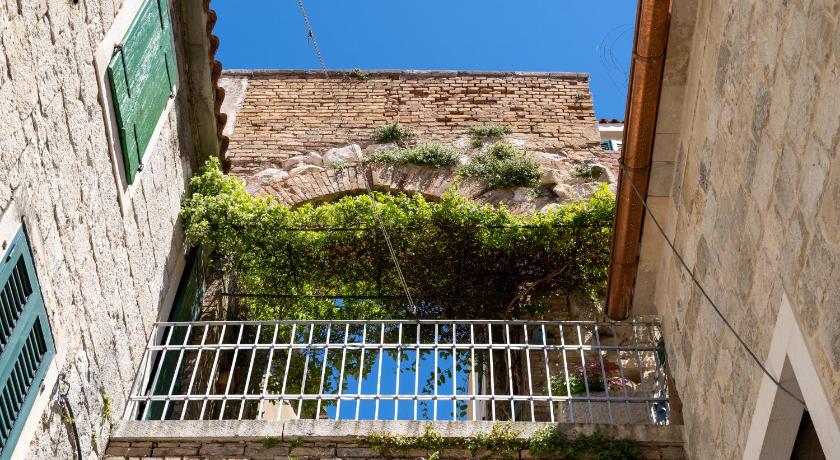 Superior Room within Diocletian Walls photo