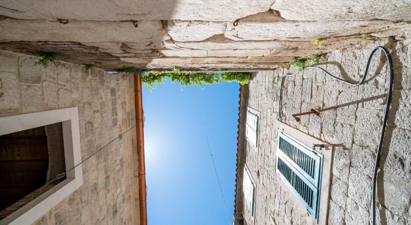 Superior Room within Diocletian Walls photo
