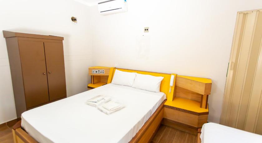 Image of Triple Room 4