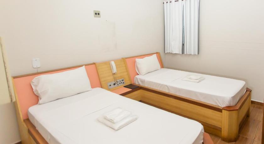 Image of Twin Room 4