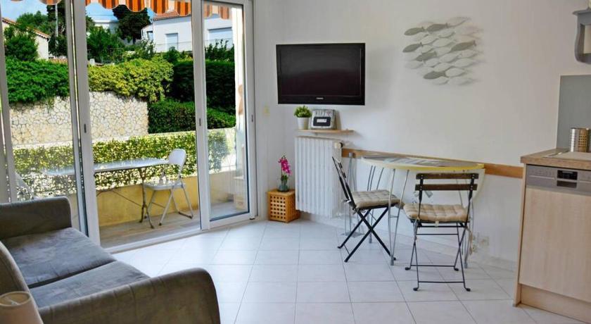 LE CONCORDE — Hotel in Cagnes-sur-Mer