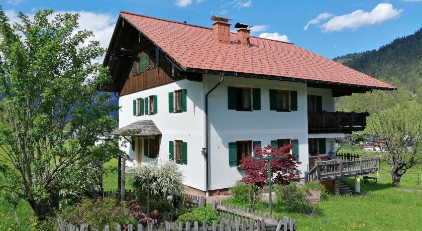 Ferienwohnungen Asterbach — Hotel in Gosau