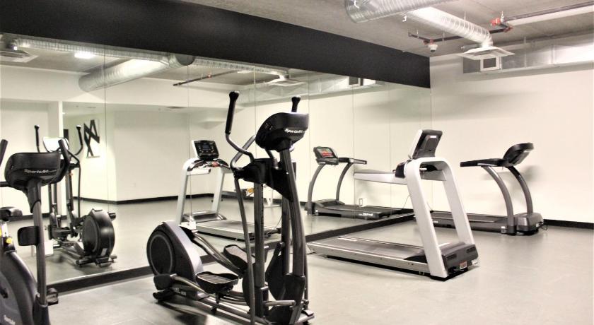 Luxury skyline condo in downtown FREE 24/7 parking photo