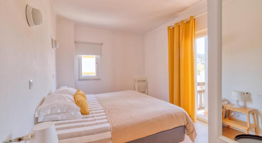 HOMEMOEL Local accomodation AL — Hotel in Marinha Grande