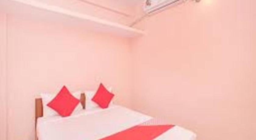 Image of Deluxe Double Room 8