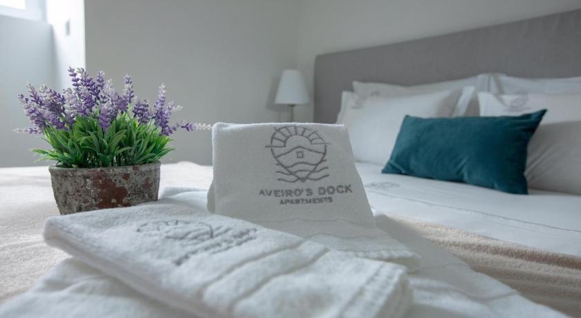 Aveiro´s Dock Apartments — Hotel in Aveiro