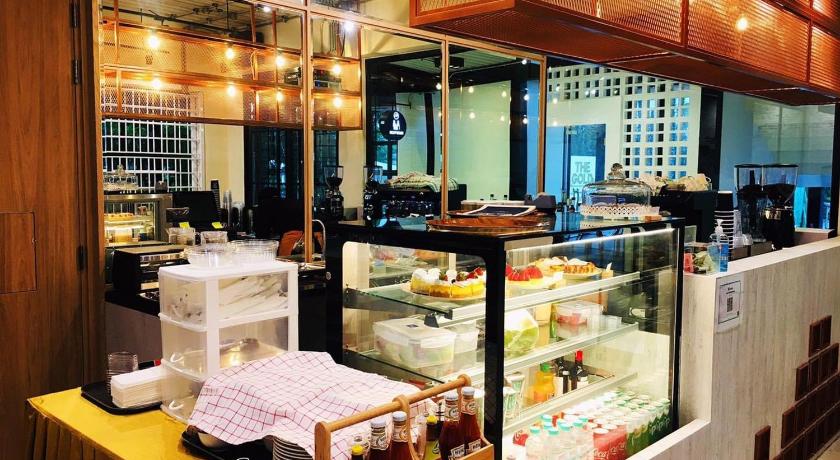 那空是탐마랏 The Gold Living Life 3星级 酒店 景观