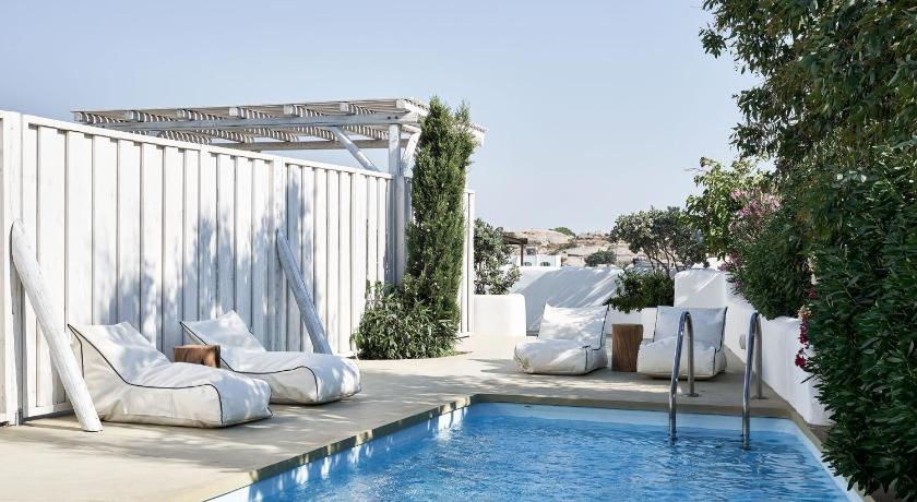 Naxian Utopia | Luxury Villas & Suites