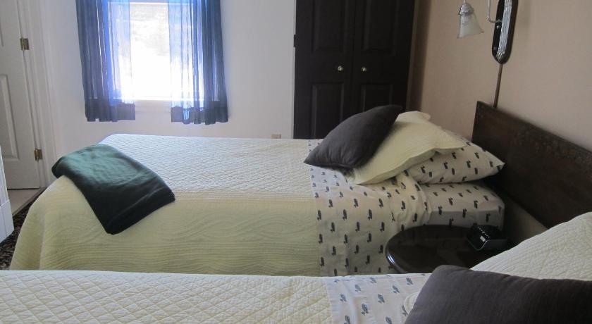 Salmon River Country Inn photo