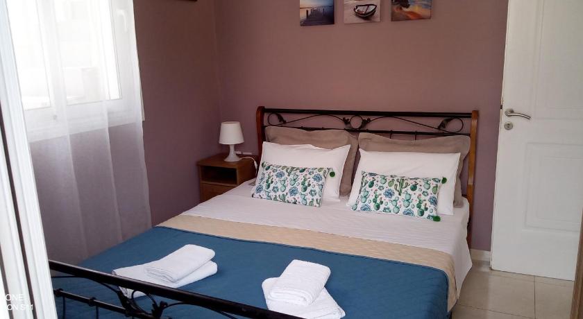 Iris's apartment central with parking — Hotel in Kefalonia