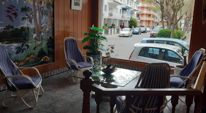 Apartamentos Las Americas - little Pets friendly