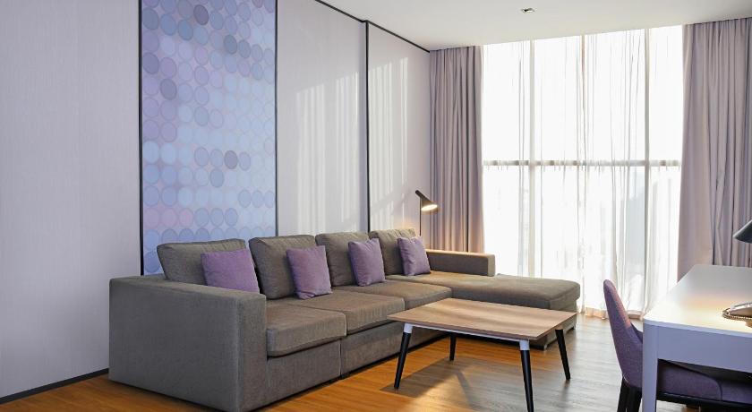 Image of One-Bedroom Suite 5