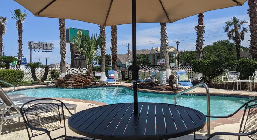 Quality Inn & Suites Seabrook- NASA- Kemah