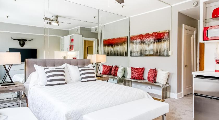 Palm Beach Hotel &amp; Sunrise Cottage — Hotel in Palm Beach (FL)
