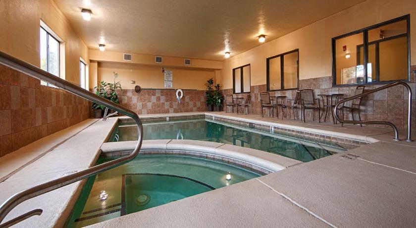 Best Western Plus Eagleridge Inn and Suites