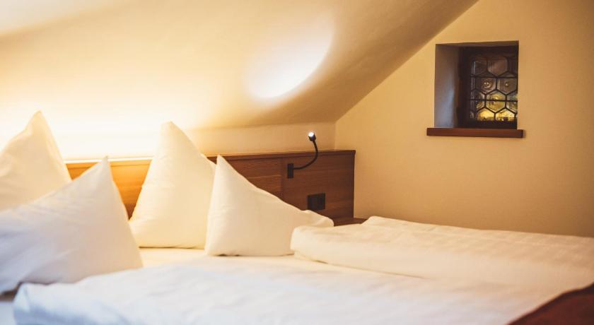 Image of Junior Suite 17