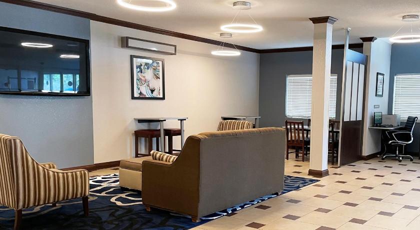 Microtel Inn & Suites by Wyndham Michigan City photo