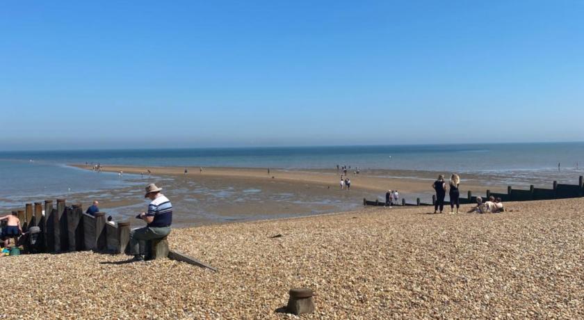 The Beach Retreat Whitstable photo
