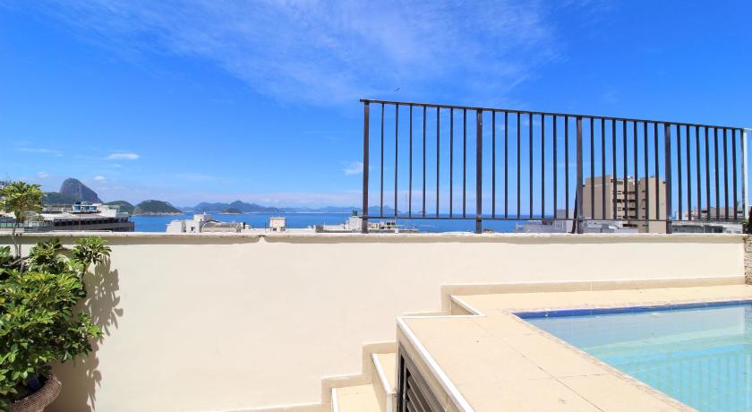 Pineapples F1106 - Cobertura em Copacabana com piscina privativa photo