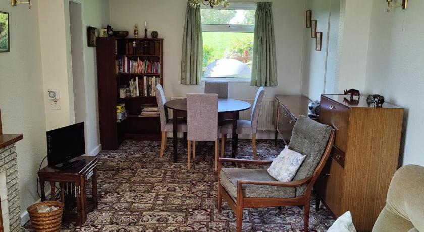 The Bungalow Self-catering Accommodation photo