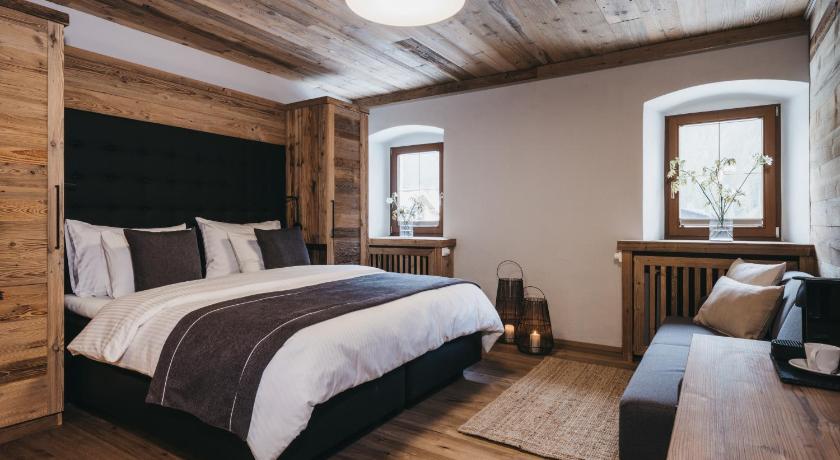 Image of Deluxe Room I 1