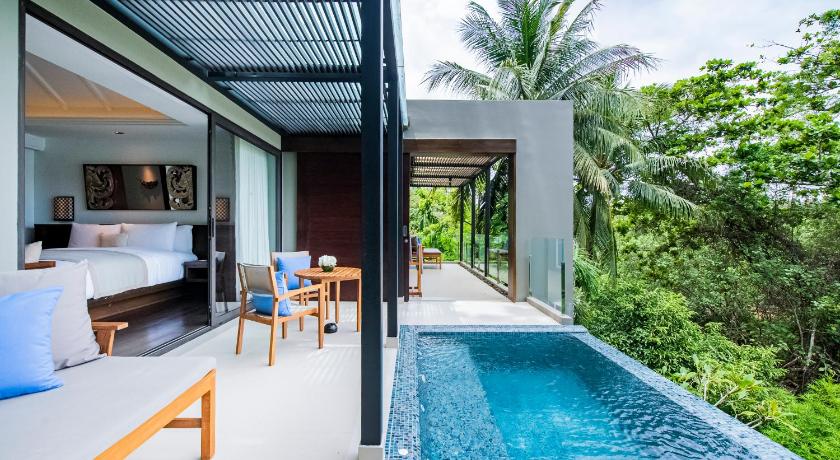 Image of 2-Bedroom Grand Sea View Suite with Private Pool 8