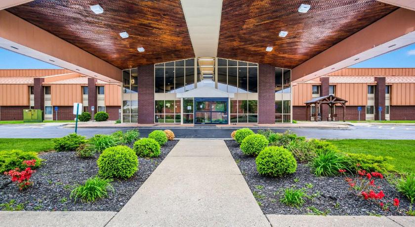 Quality Inn & Suites Florence - Cincinnati South photo