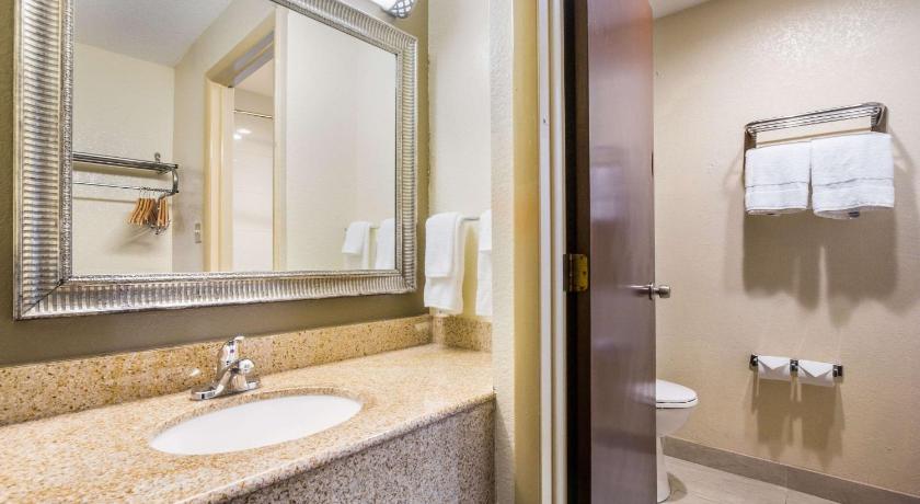 Quality Inn & Suites Florence - Cincinnati South