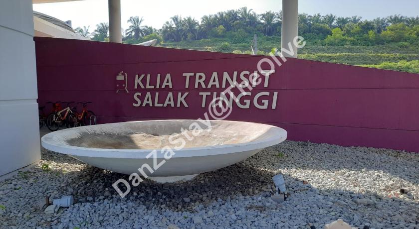 DanZaStay@TheOlive - nearby KLIA - image 14
