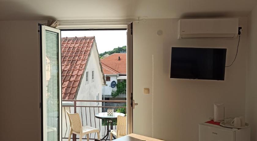 Lastva Holliday Rooms photo