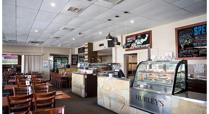 Hurley's Bar & Bistro photo