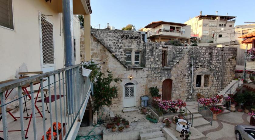 Mi'ilya CHOCOLATE HOUSE Guest house