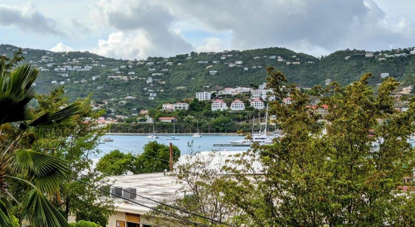 Aqua Saint Thomas photo