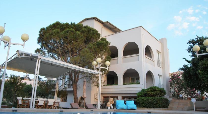 Chrysiida Suites photo