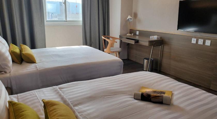 Image of Exquisite Quadruple Room 4