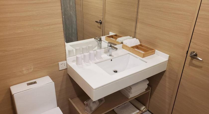 Image of Exquisite Quadruple Room 6