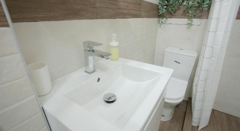 Landmark Apartment photo