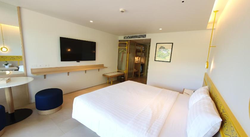 Image of Deluxe Room 1 King Size Bed, Garden View 4