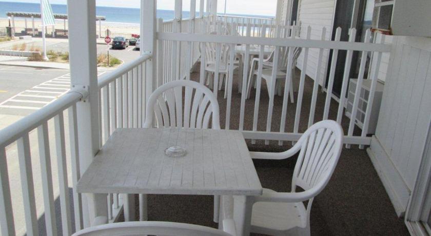 Hillcrest Inn photo