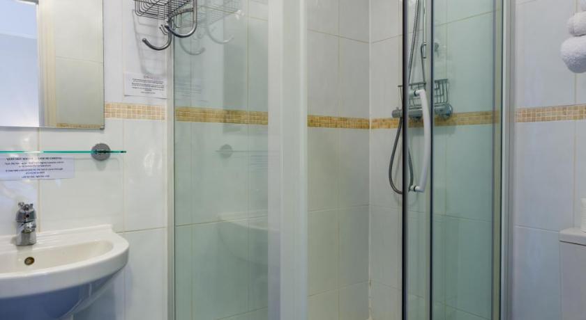 Image of Double Room 9