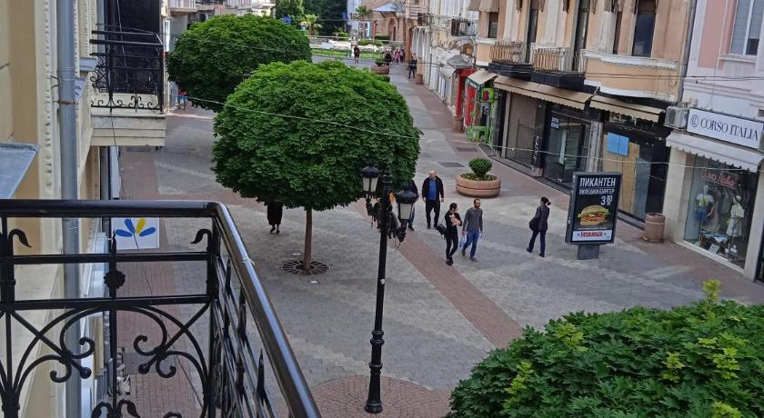 Plovdiv City Center Hotel - image 6