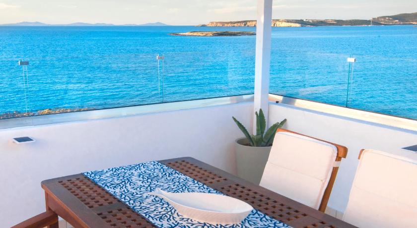 THALASSA Seafront Superb 1BD house in Naousa — Hotel in Paros Island