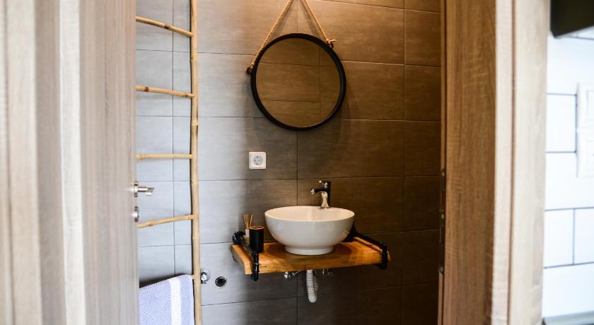Deus Apartments_ Athens Airport photo