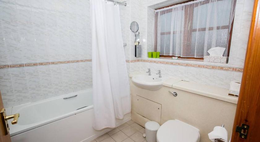 Tollgate Hotel & Leisure photo