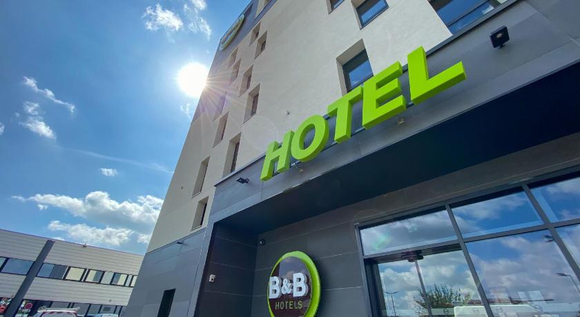 B&B HOTEL Clermont-Ferrand A71-A75 La Meridienne photo