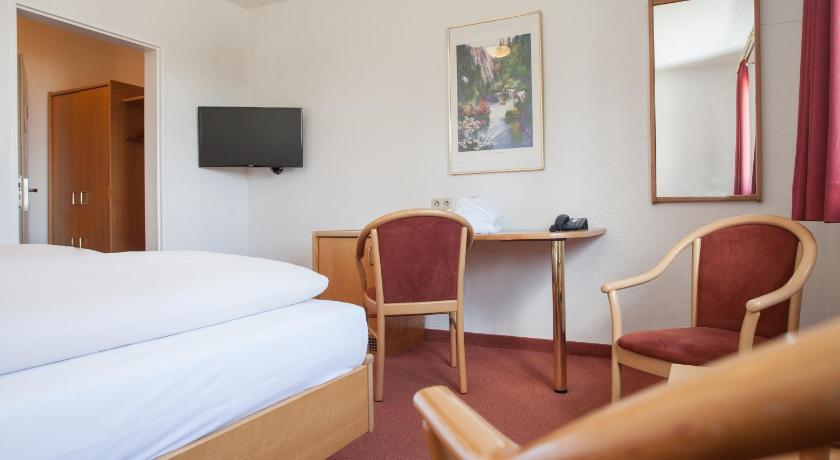 Image of Double Room 9