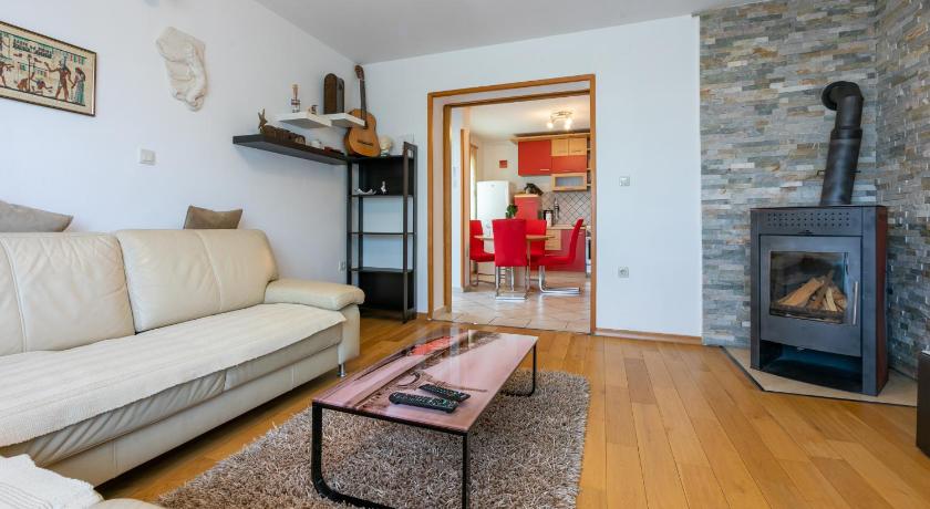 Apartments Kira Crikvenica — Hotel in Crikvenica