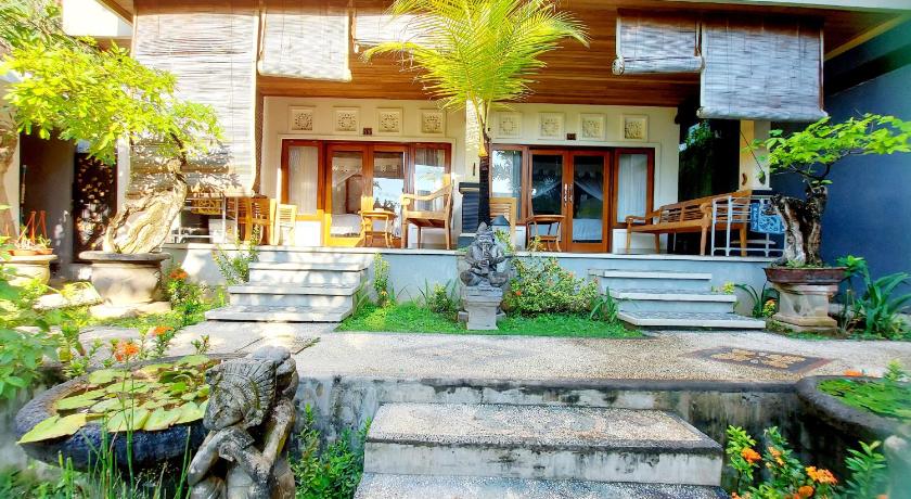 발리 Sama Sama Amed 4성급 게스트하우스 수영장